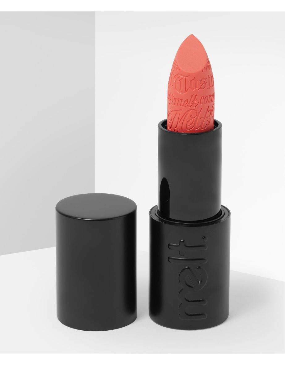 Ultra Matte Lipstick Summer!