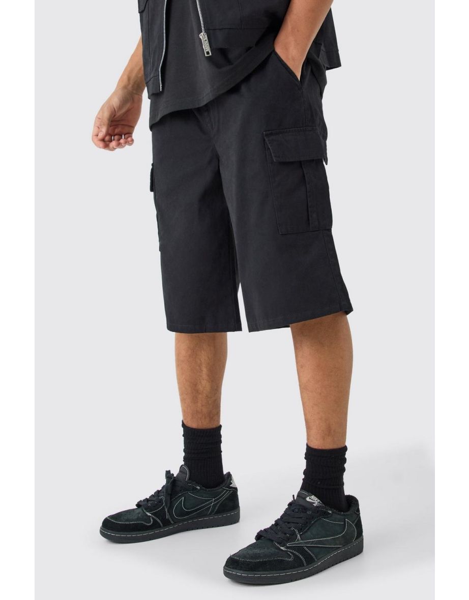 Shop Elastic Waist Black Relaxed Fit Longer Length Cargo Shorts black Online in Oman VogaCloset