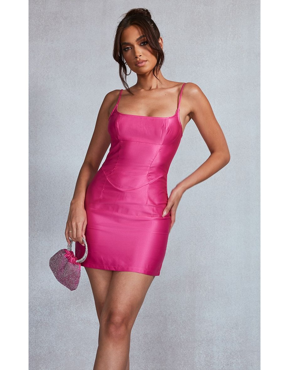 Buy Dresses Prettylittlething in Qatar VogaCloset