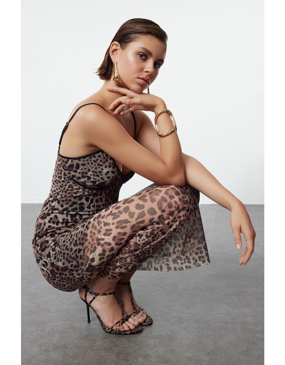 Brown Body-Smoothing Leopard Patterned Tulle Woven Dress
