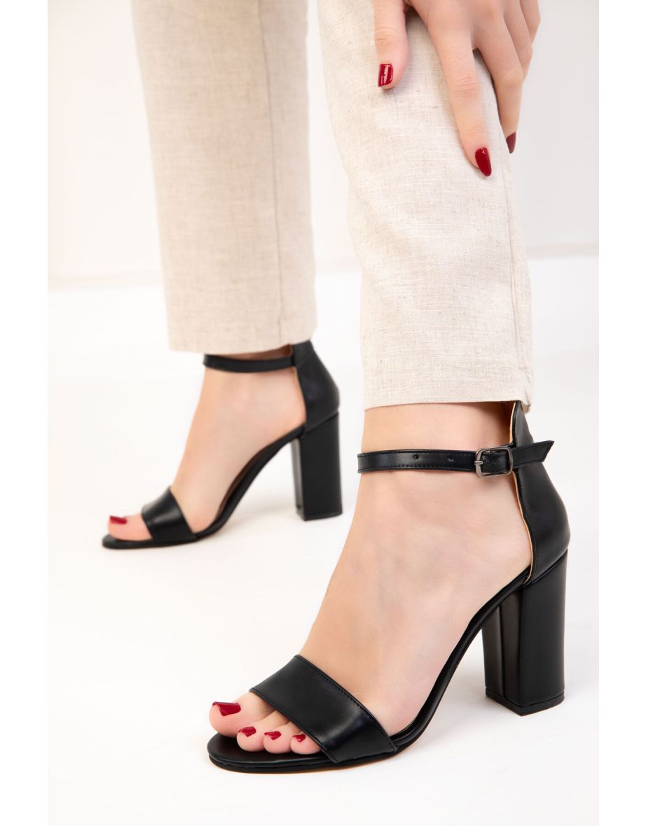 High Heels - Black - Block - 4