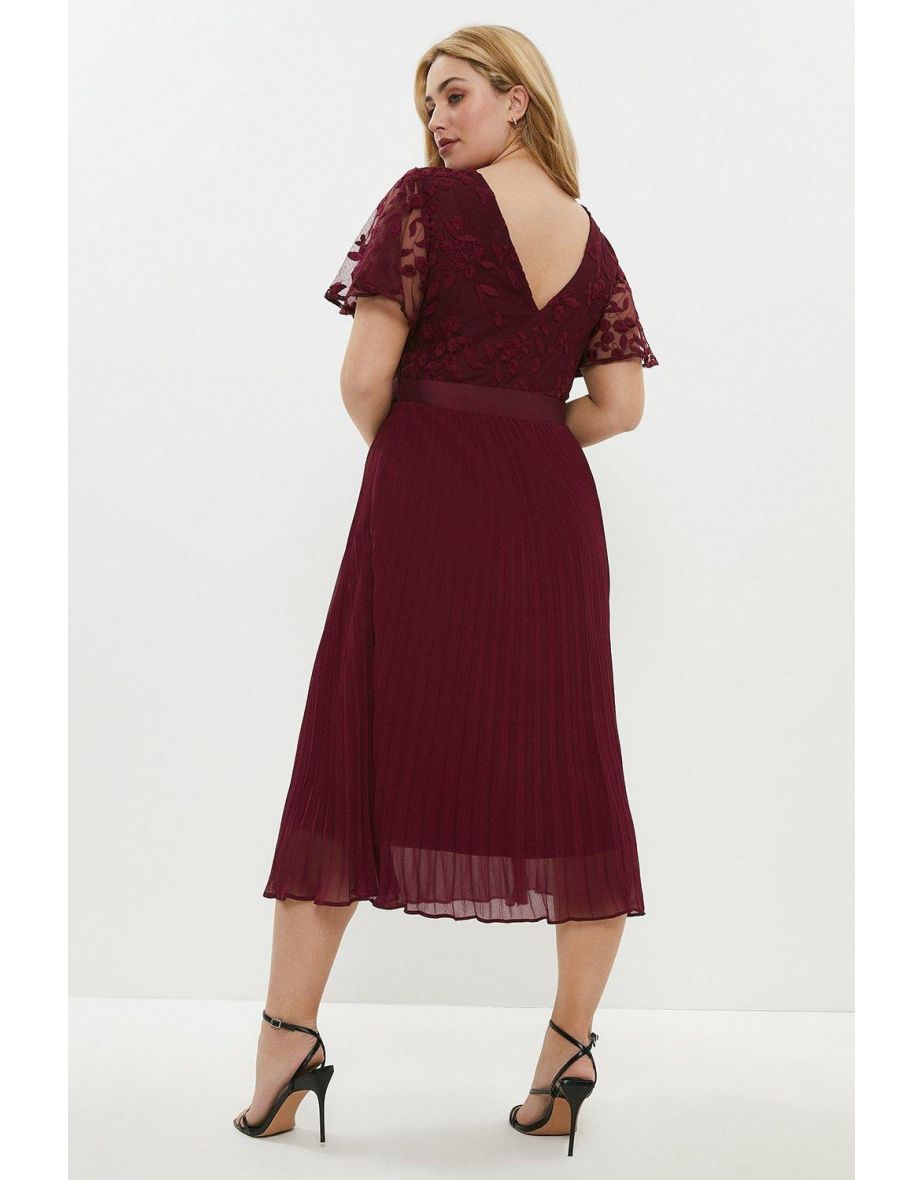 Curve V Neck Embroidered Midi Dress - 2