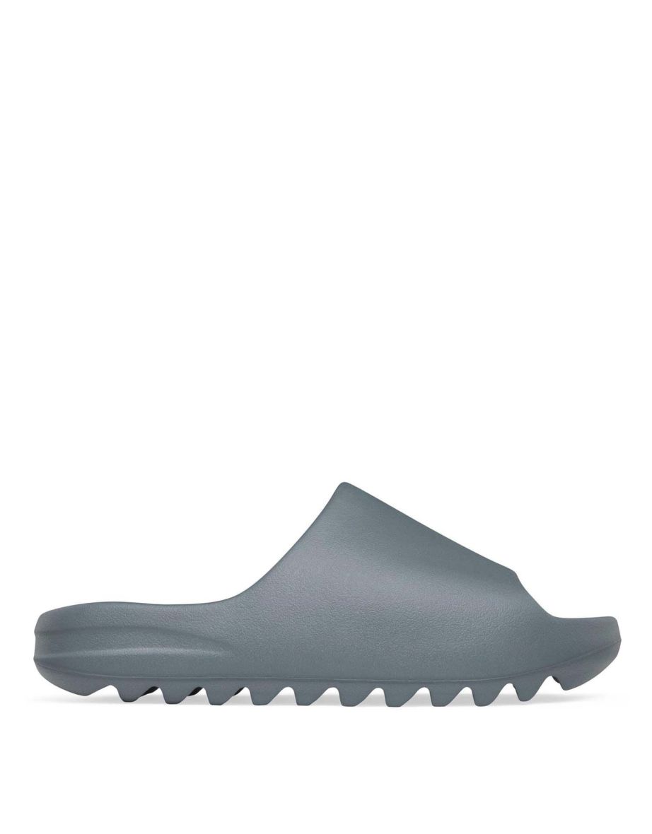 Men's Yeezy Sliders in Silver