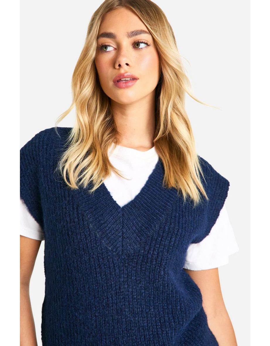 Knitted Oversized Boxy Fit Vest - 3