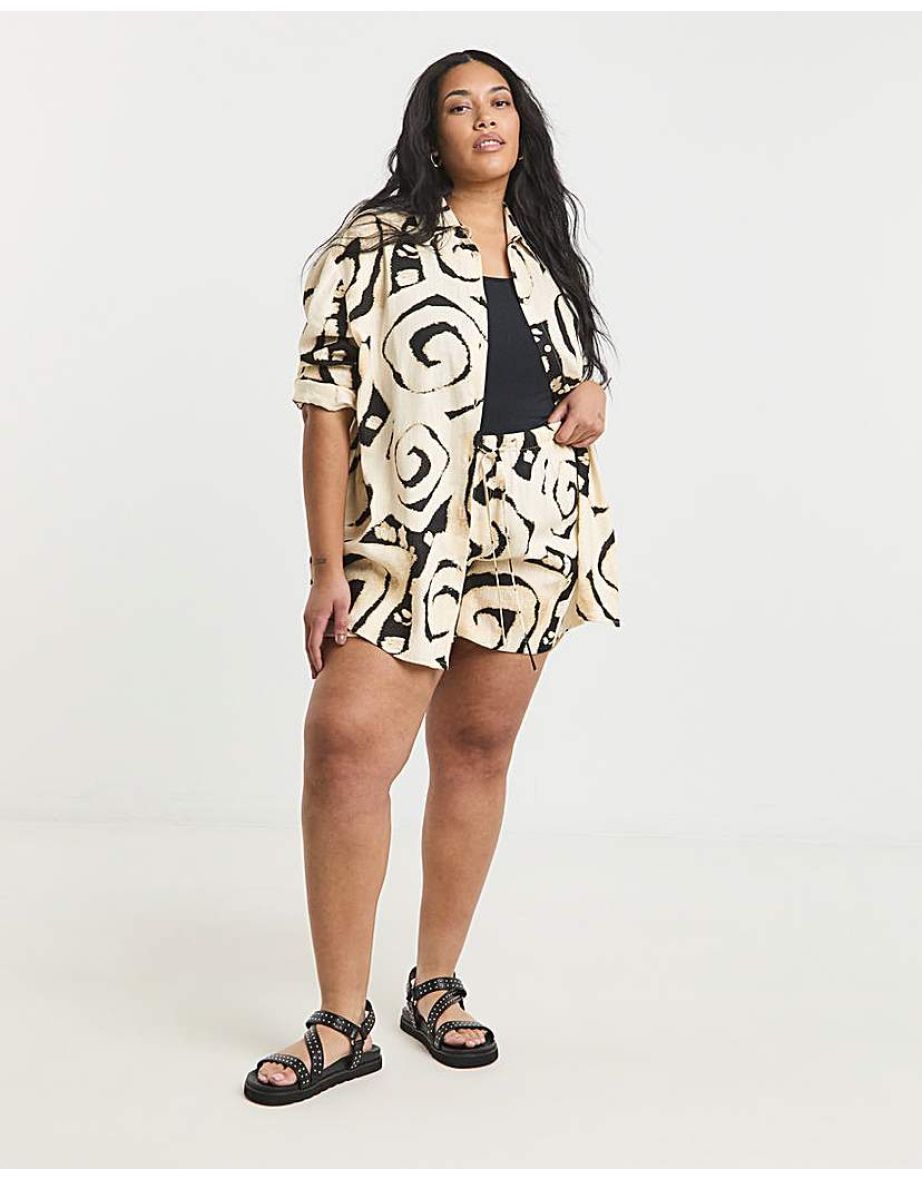 Tie Waist Linen Mix Shorts