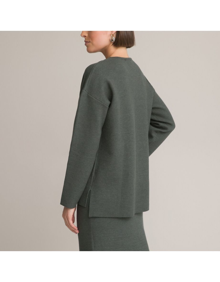 Crew Neck Jumper/Sweater in Fine Knit - 3