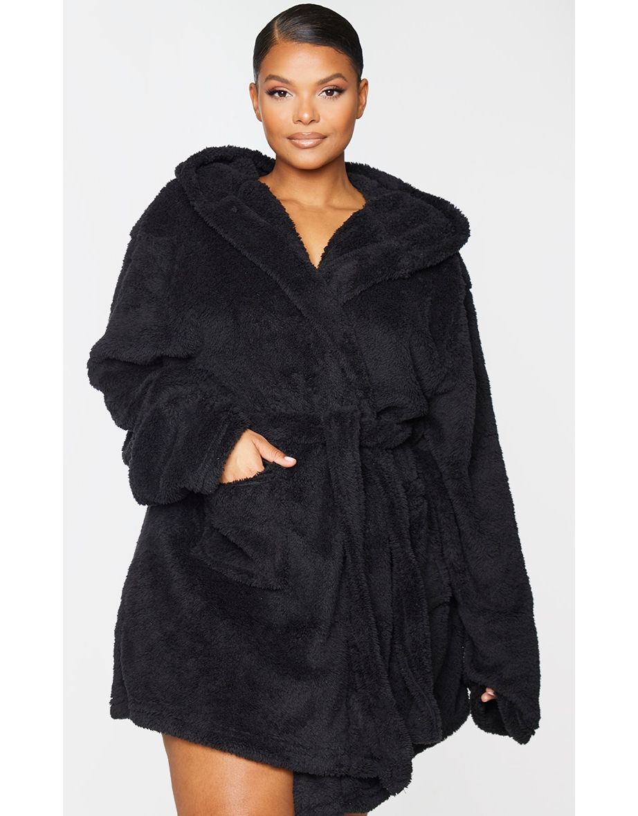 PRETTYLITTLETHING Plus Black Fluffy Dressing Gown