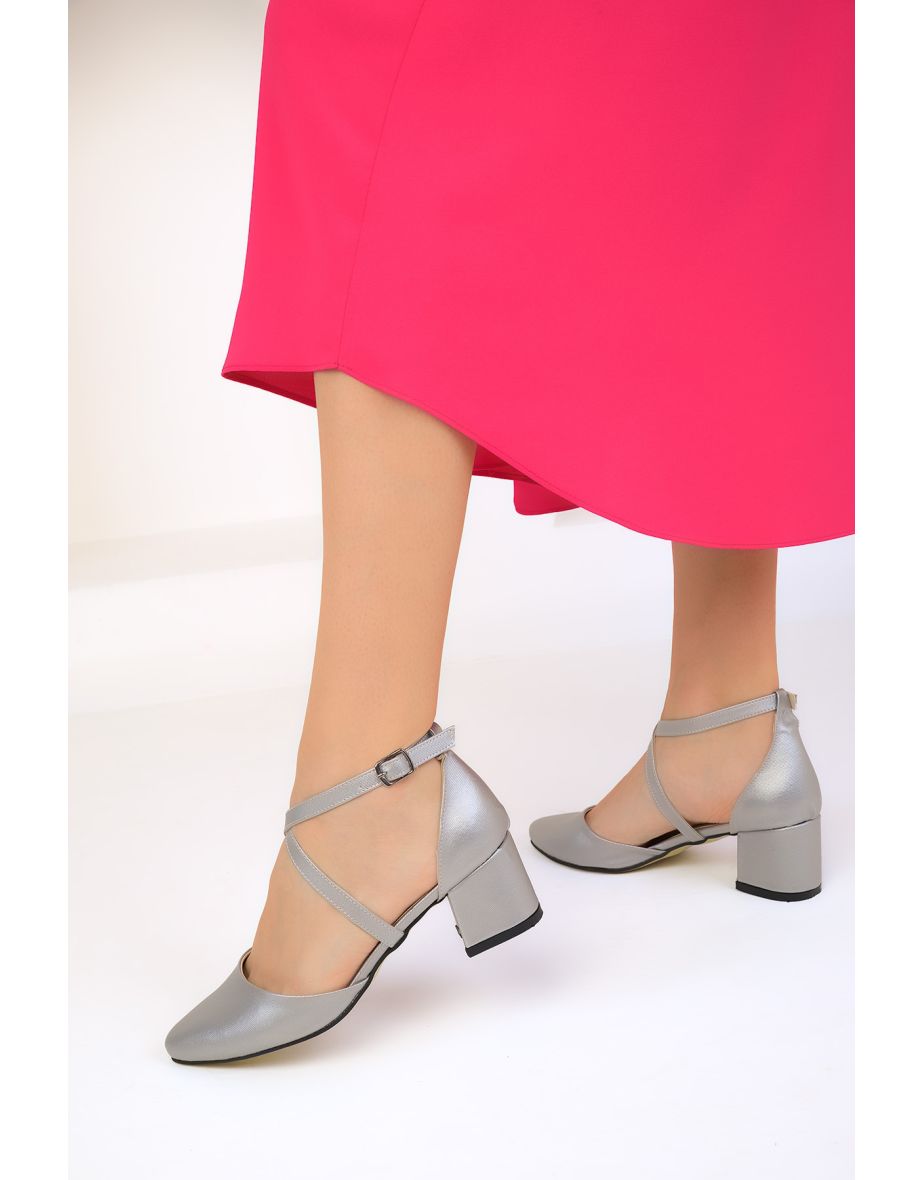 Gray Women's Classic Heeled Shoes - 4