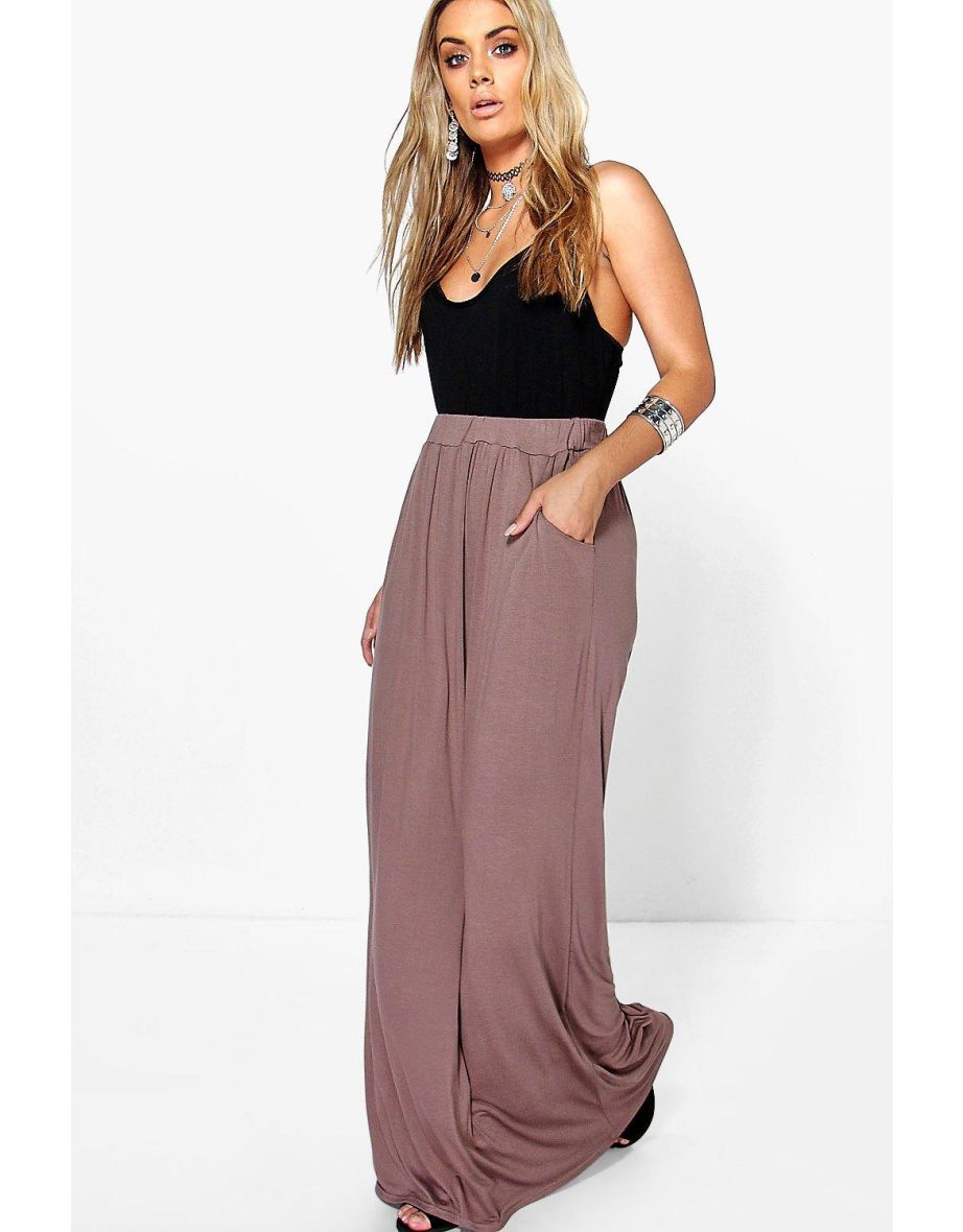 Buy Skirts Boohoo in Oman VogaCloset