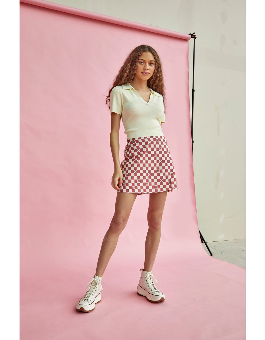 Glamorous Rose Checkerboard Flower High-Waisted Mini Skirt with front Side Split