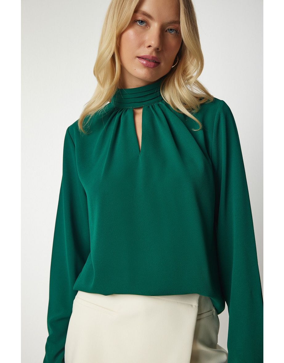 Women's Emerald Window Detail Flowy Crepe Blouse