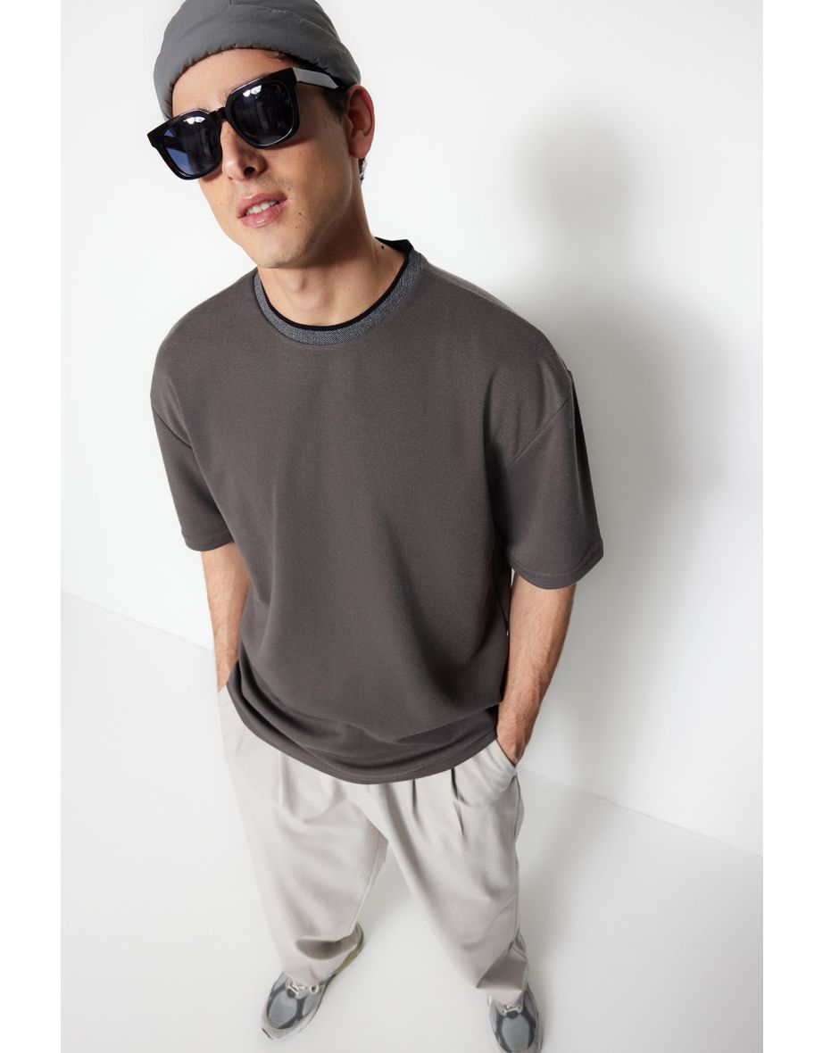 T-Shirt - Gray - Relaxed fit