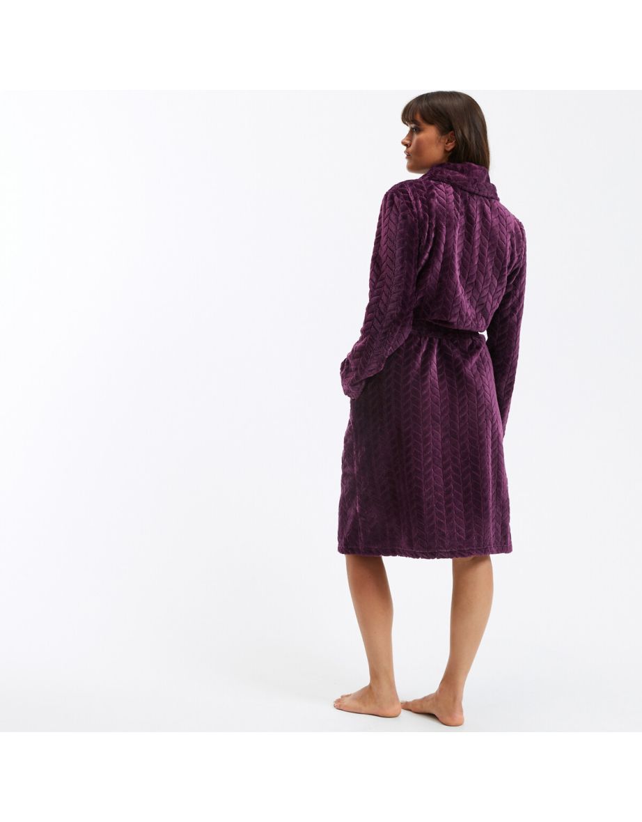 Embossed Fleece Bathrobe - 3