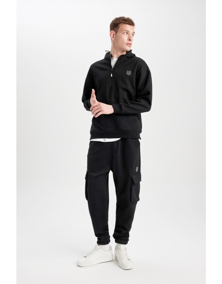Oversize Fit Cargo Pocket Sweatpants