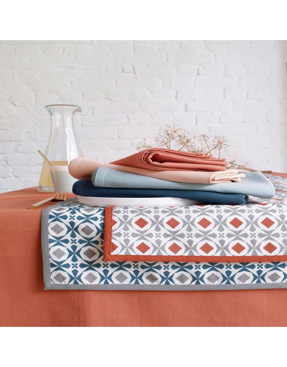 SCENARIO Stain Resistant Twill Cotton Tablecloth - 1
