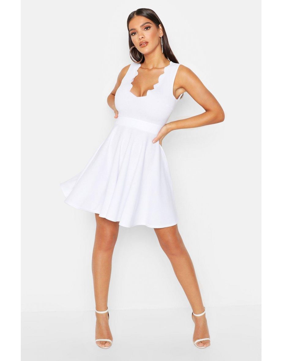 Scallop Plunge Skater Dress - white