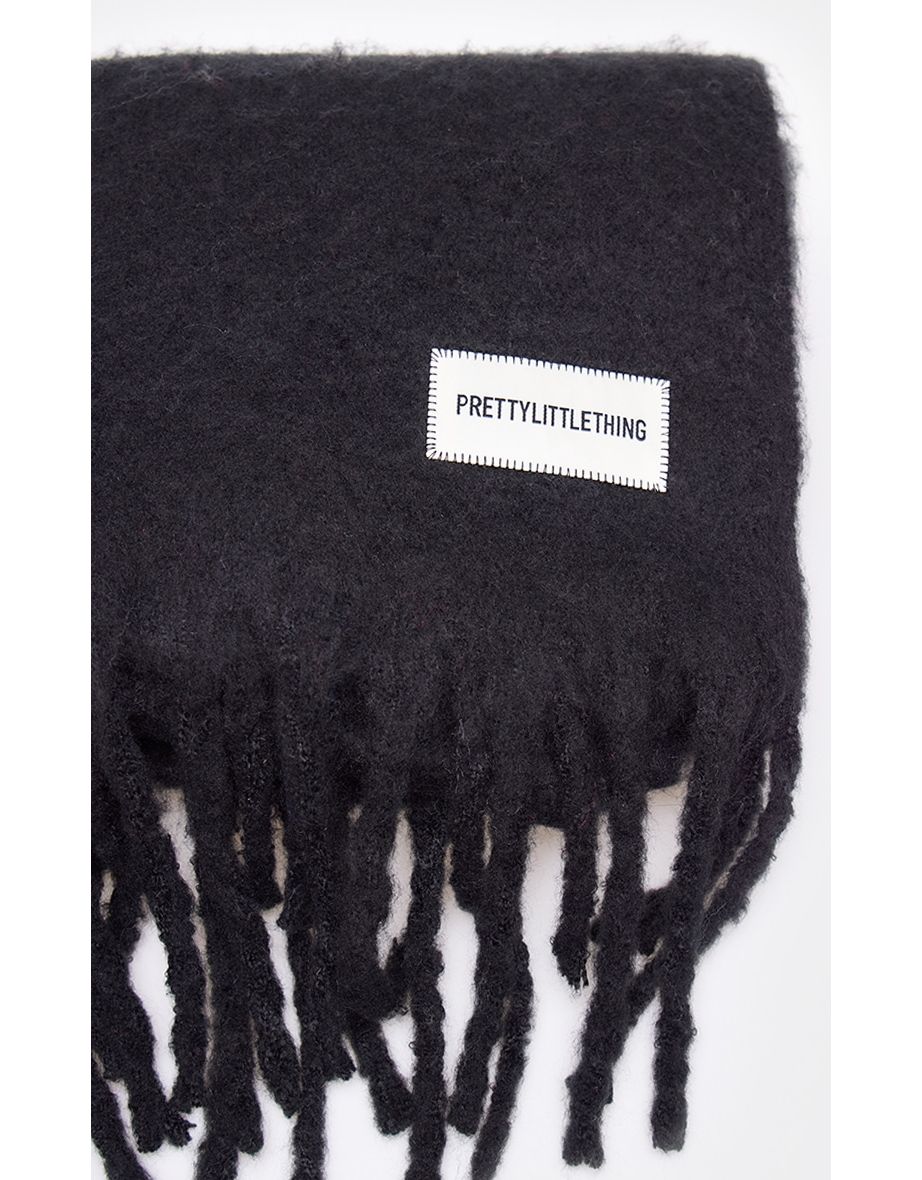 PRETTYLITTLETHING Black Logo Blanket Tassel Scarf - 2