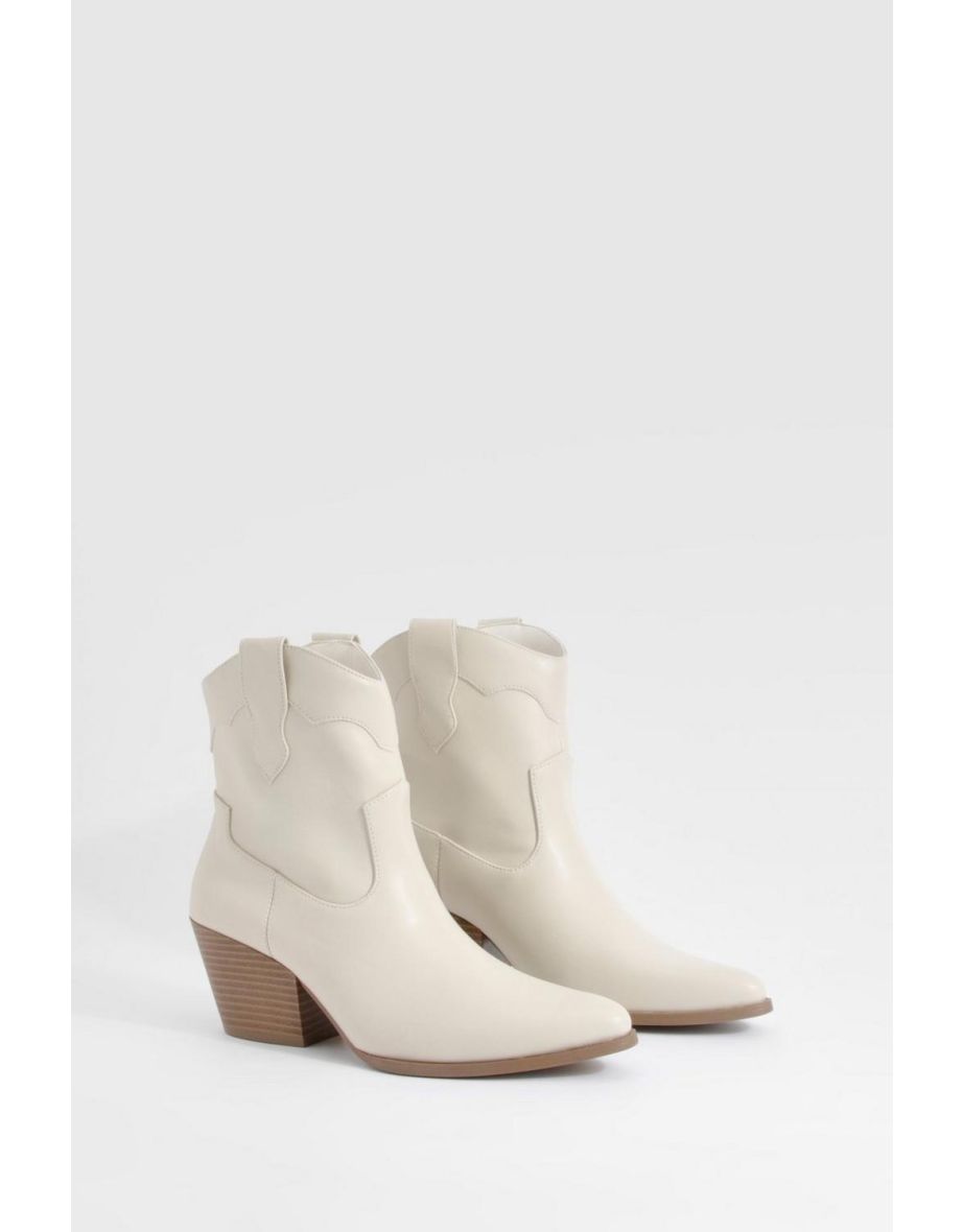 Buy Boots Boohoo in Oman VogaCloset