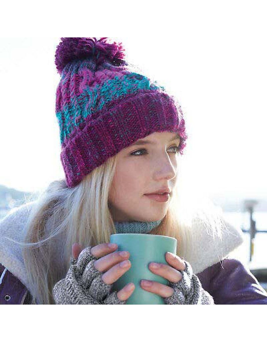 Beechfield Unisex Adults Corkscrew Knitted Pom Pom Beanie Hat - Winter Berries - 2