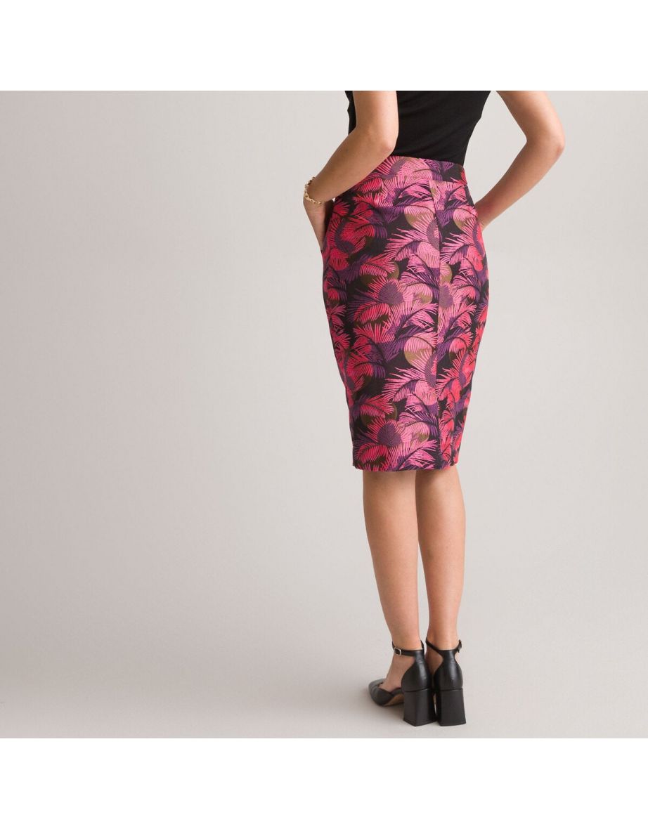 Mid-Length Pencil Skirt in Jacquard - 3
