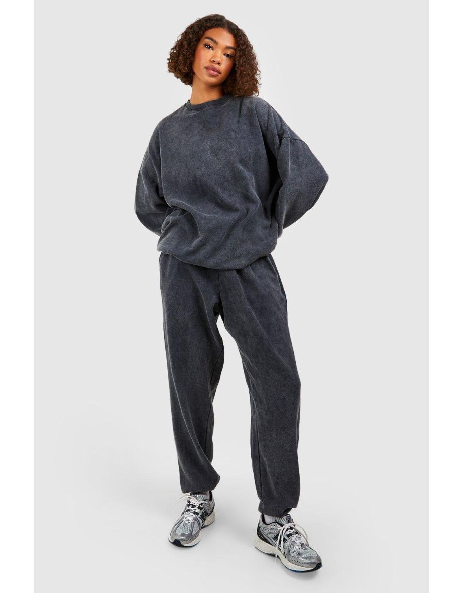 Buy Joggers Boohoo in Qatar VogaCloset
