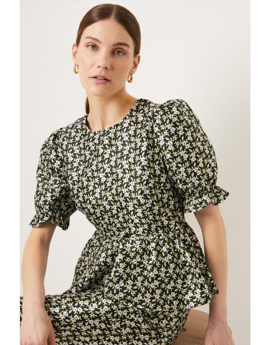 Floral Jacquard Peplum Top
