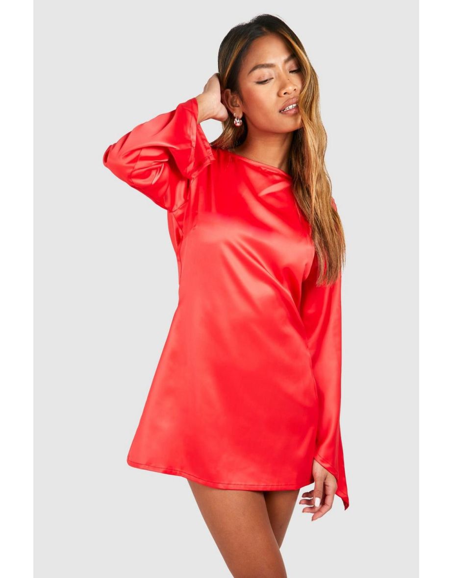 Shop Boohoo Red A Line Mini Dress with Long Sleeves Online in Egypt VogaCloset