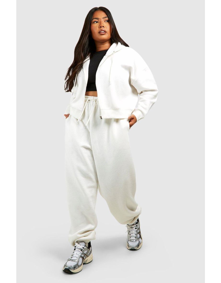 Buy Boohoo Joggers in Saudi, UAE, Kuwait and Qatar