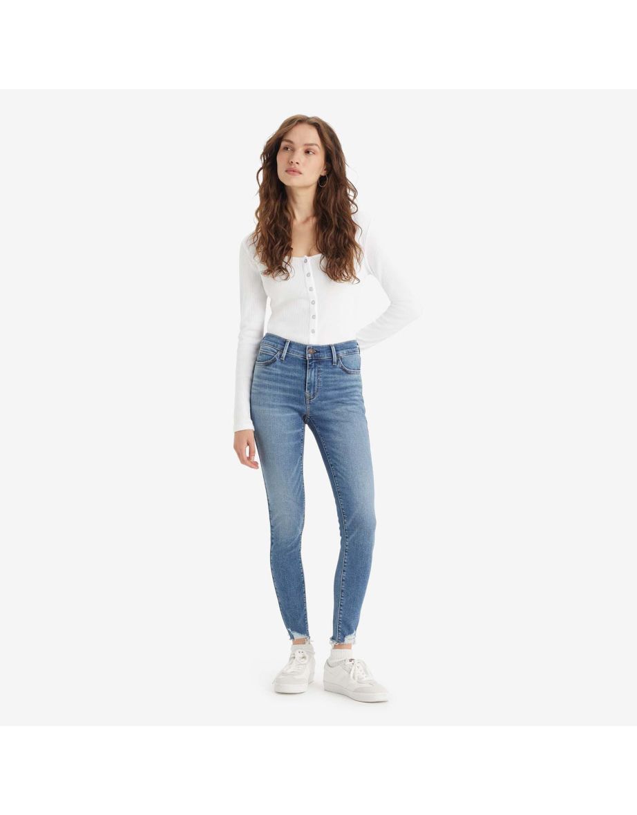 Shop Women s Levis 710 Super Skinny Moving Right Along Jeans in Blue Online in Oman VogaCloset