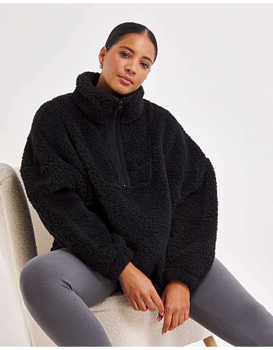 Pretty Secrets Snuggle Top Black