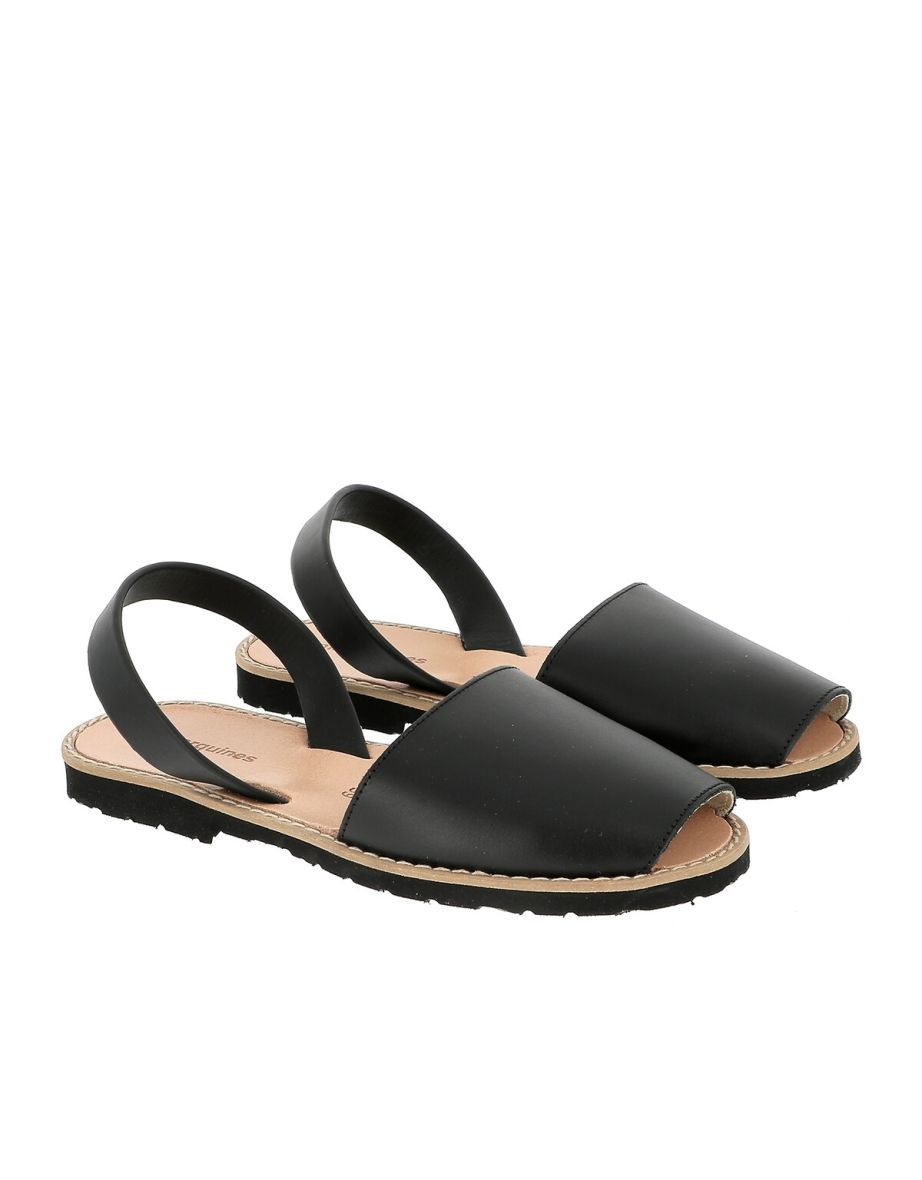 Avarca Cuir Blanco Flat Sandals in Leather