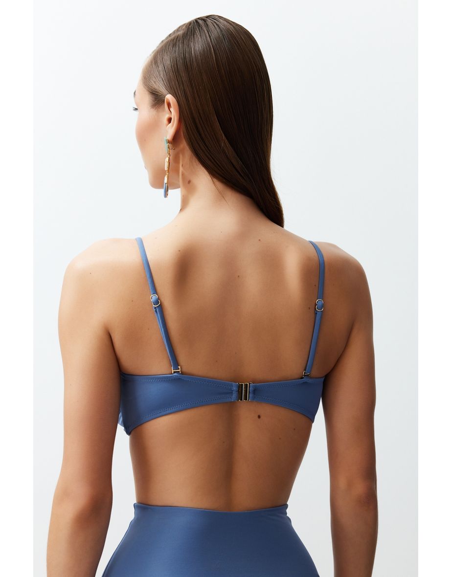 Strapless Bikini Top with Blue Accessories - 7