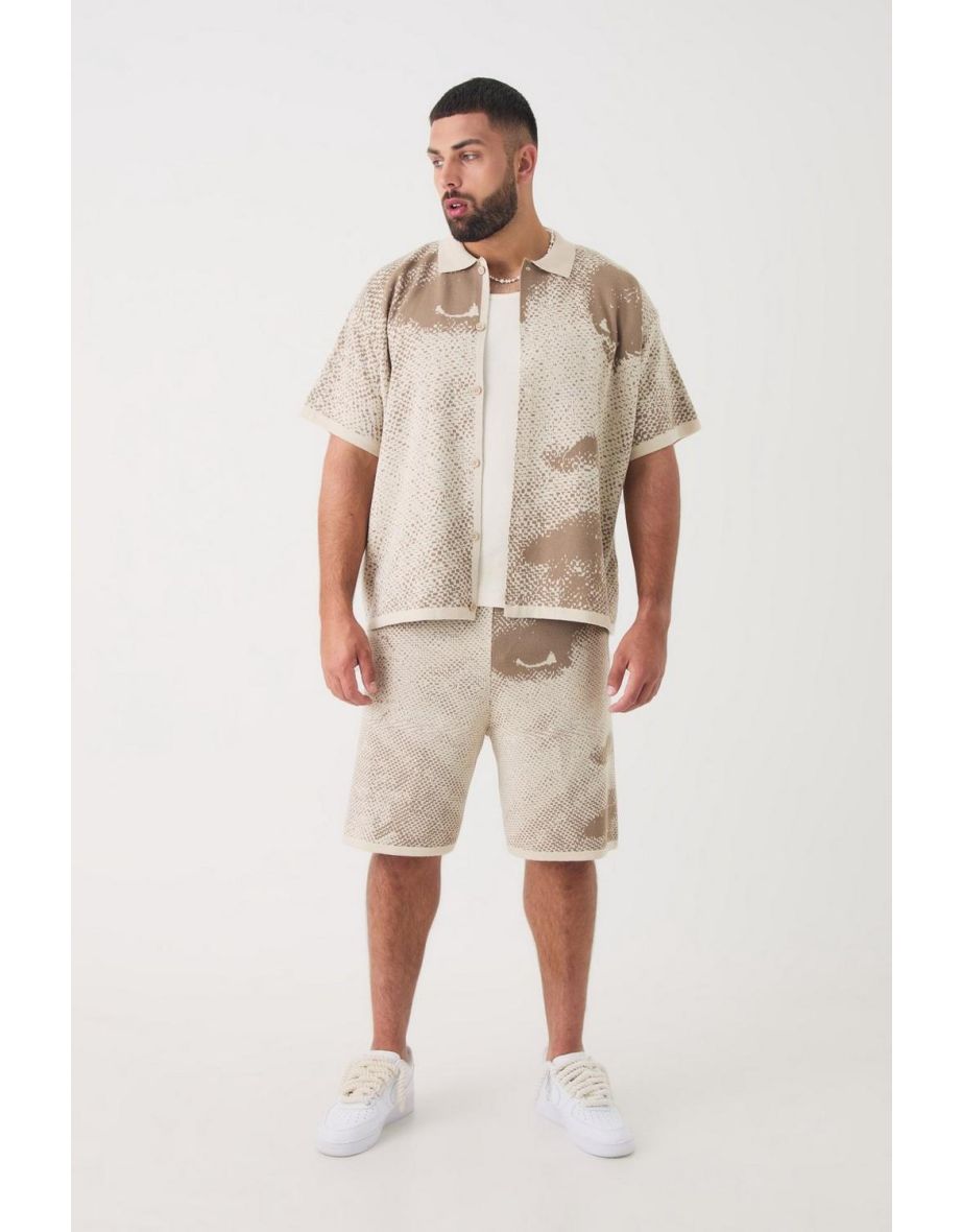 Plus Boxy Face Jacquard Knitted Shirt & Short Set
