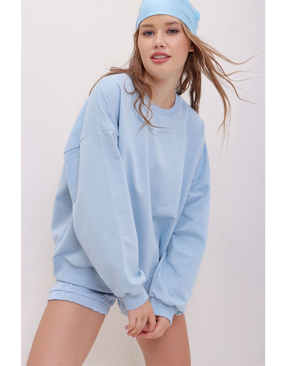 Women's Blue Crew Neck Oversize Basic Sweatshirt