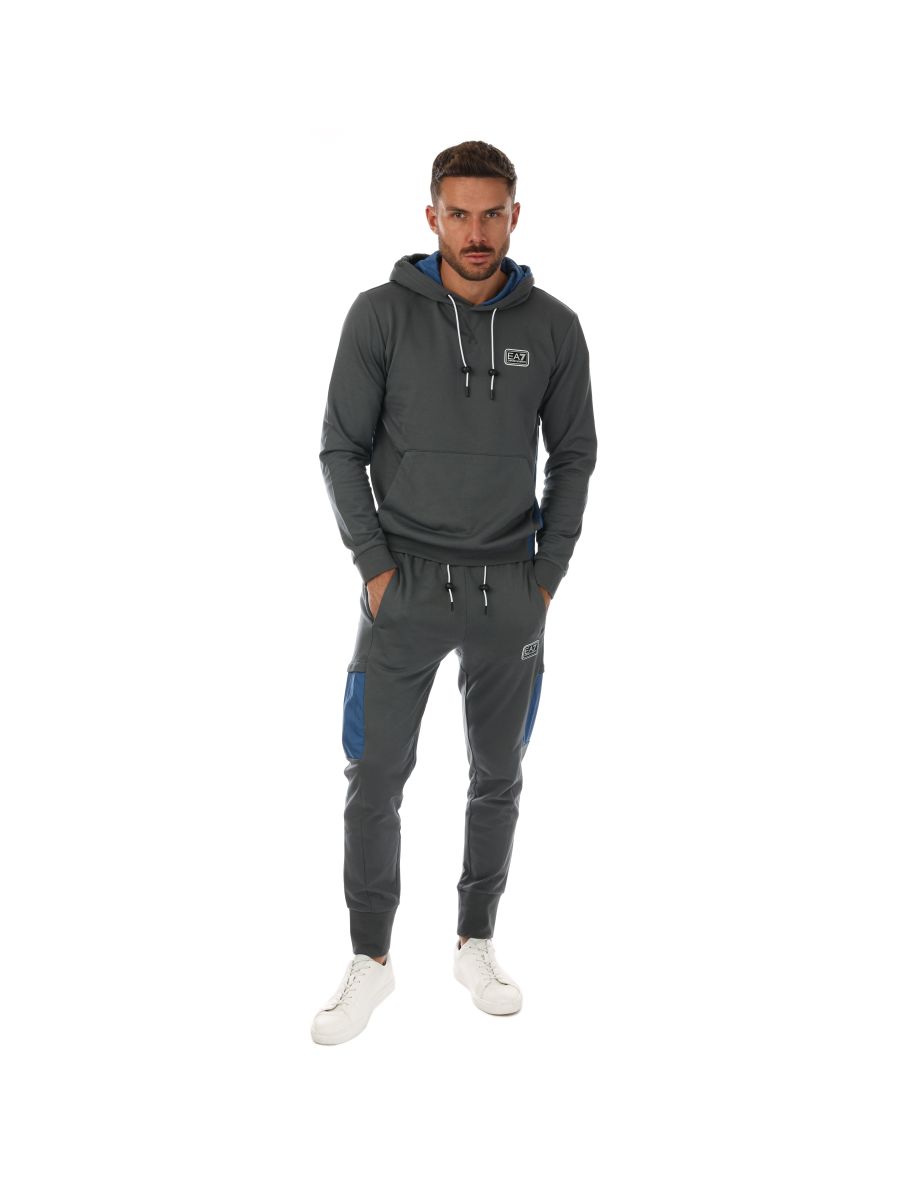 Nike box hot sale logo tracksuit