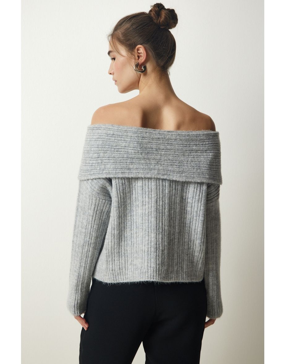 Women's Gray Madonna Collar Knitwear Sweater - 6