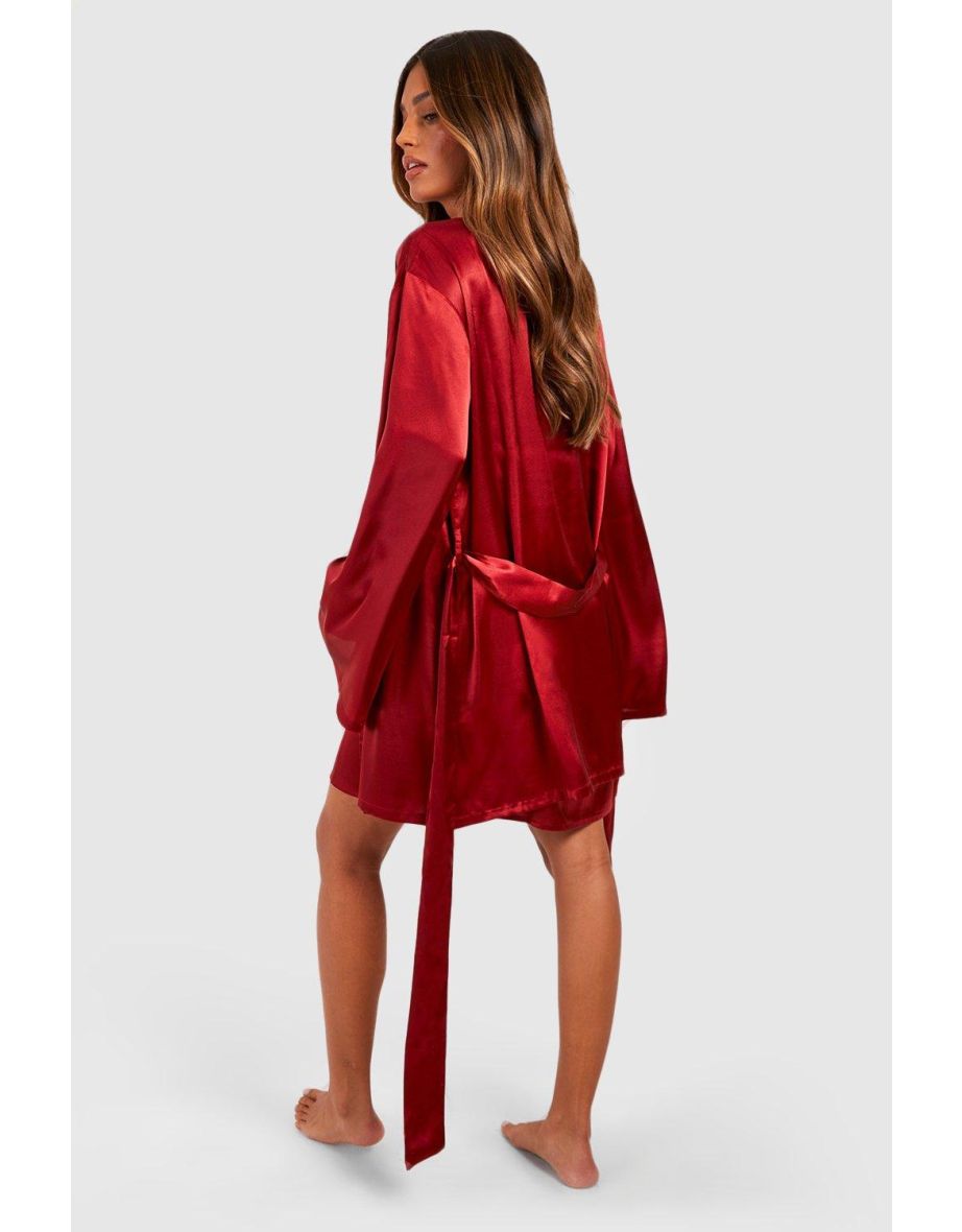 Shop Flare Sleeve Tie Waist Satin Robe - red Online in Qatar | VogaCloset