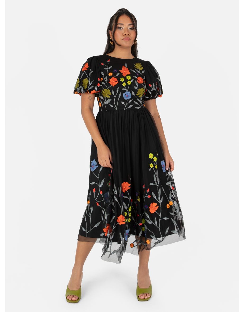 Maya Black Floral Embroidered Dress With Keyhole Back