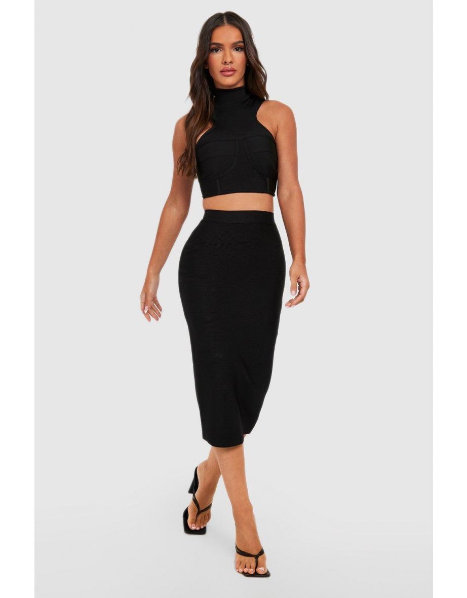 Buy Skirts Boohoo in Qatar VogaCloset