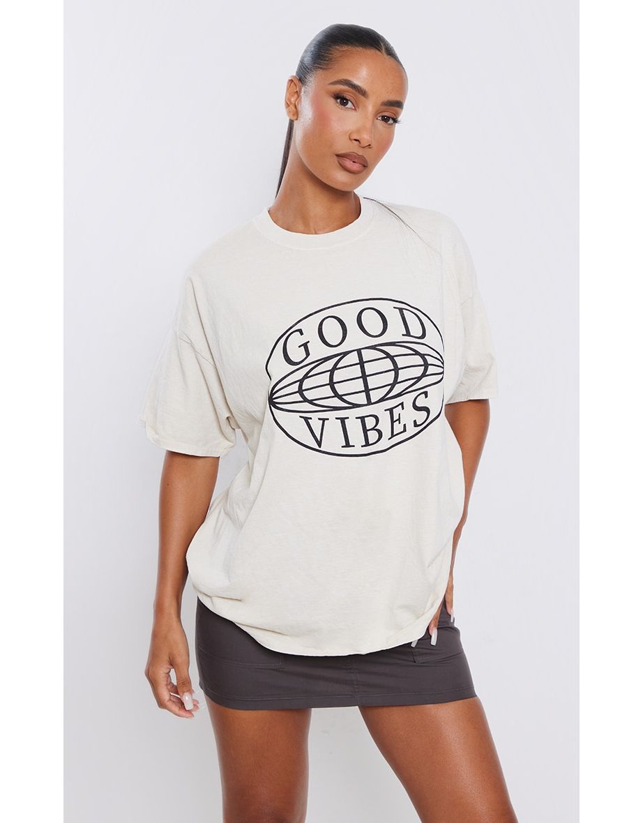 Buy Prettylittlething T-Shirts in Saudi, UAE, Kuwait and Qatar