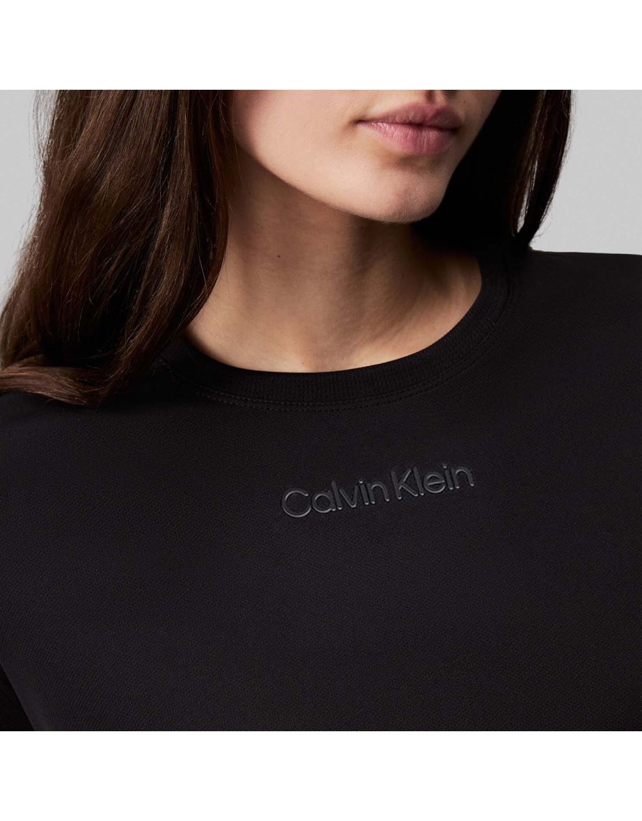 Women's Calvin Klein Cropped Gym T-Shirt in Black - 3