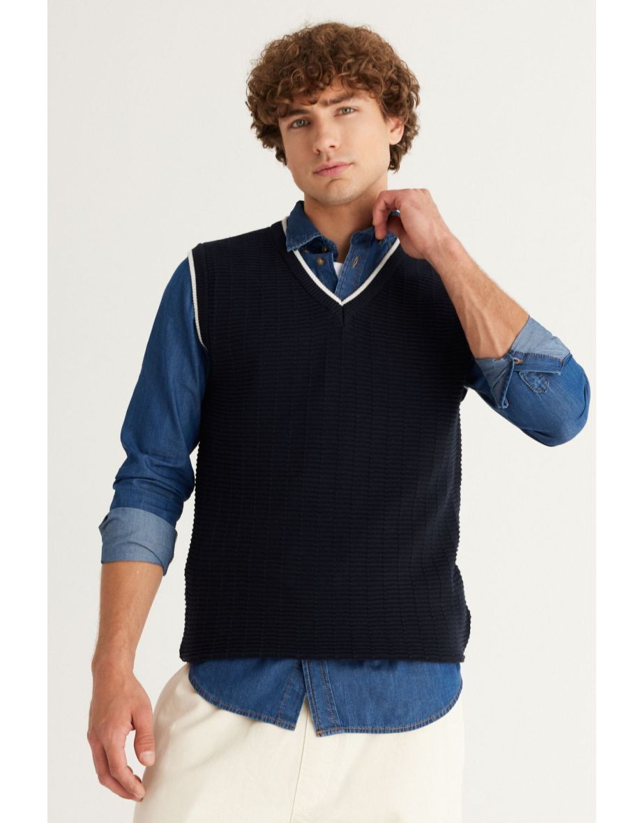 Men's Navy Blue Standard Fit Regular Fit V Neck Cotton Knitwear Sweater - 5