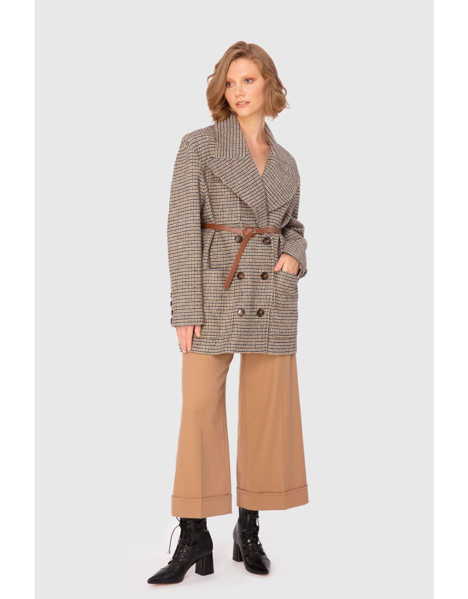 Oversized Cache Jacket With Leather Belt