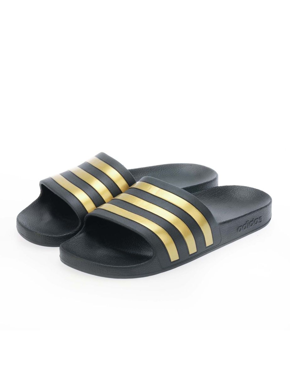 Shop Men s adidas Adilette Aqua Slide Sandals in Black Online in Bahrain VogaCloset