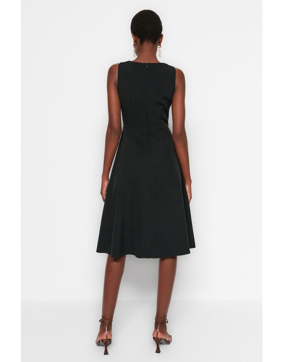 Black Pleated A-Line Sleeveless Midi Dress - 1