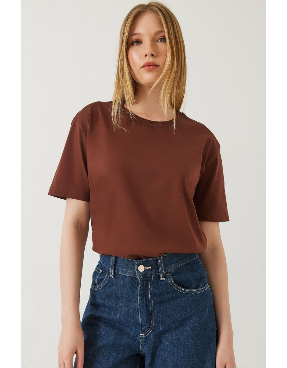 Women's Decorative Stitched Crew Neck T-shirt