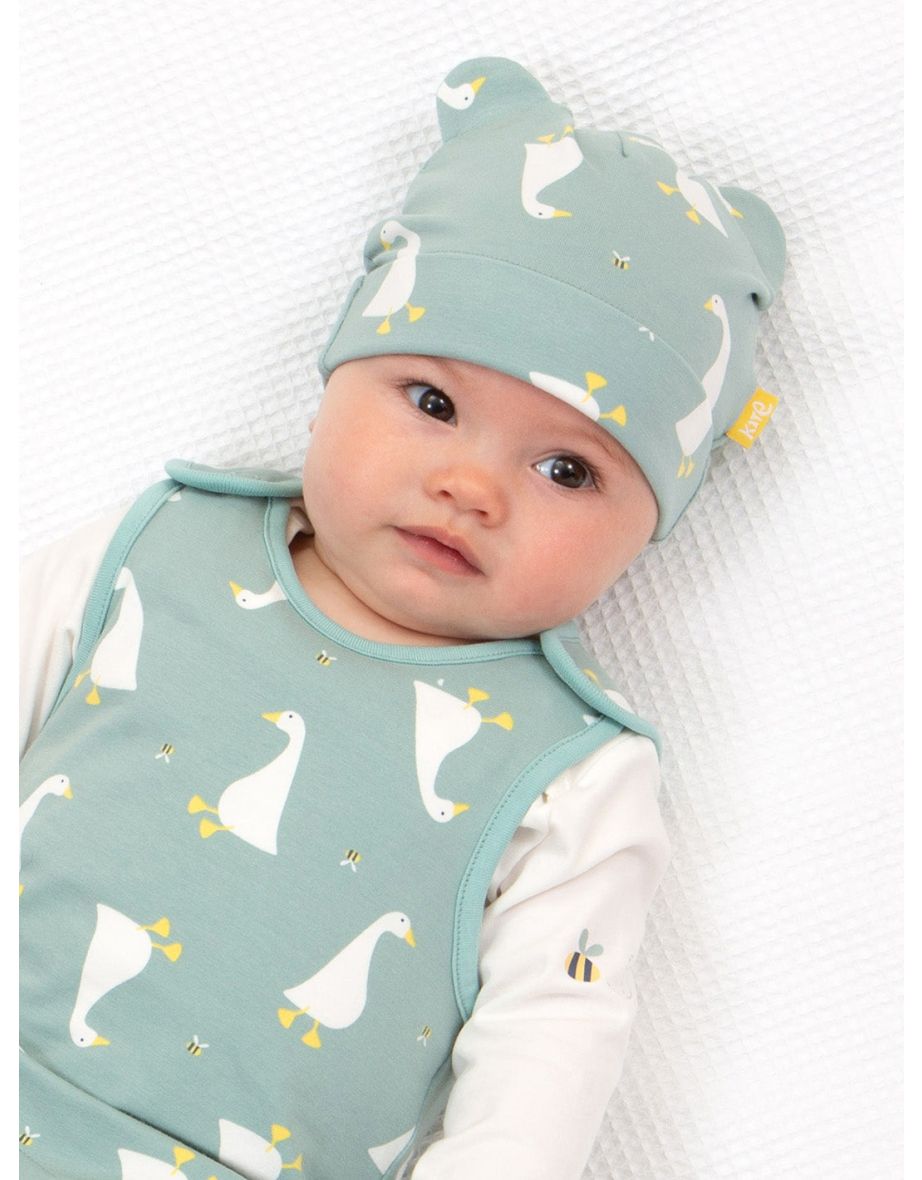 Little goose hat