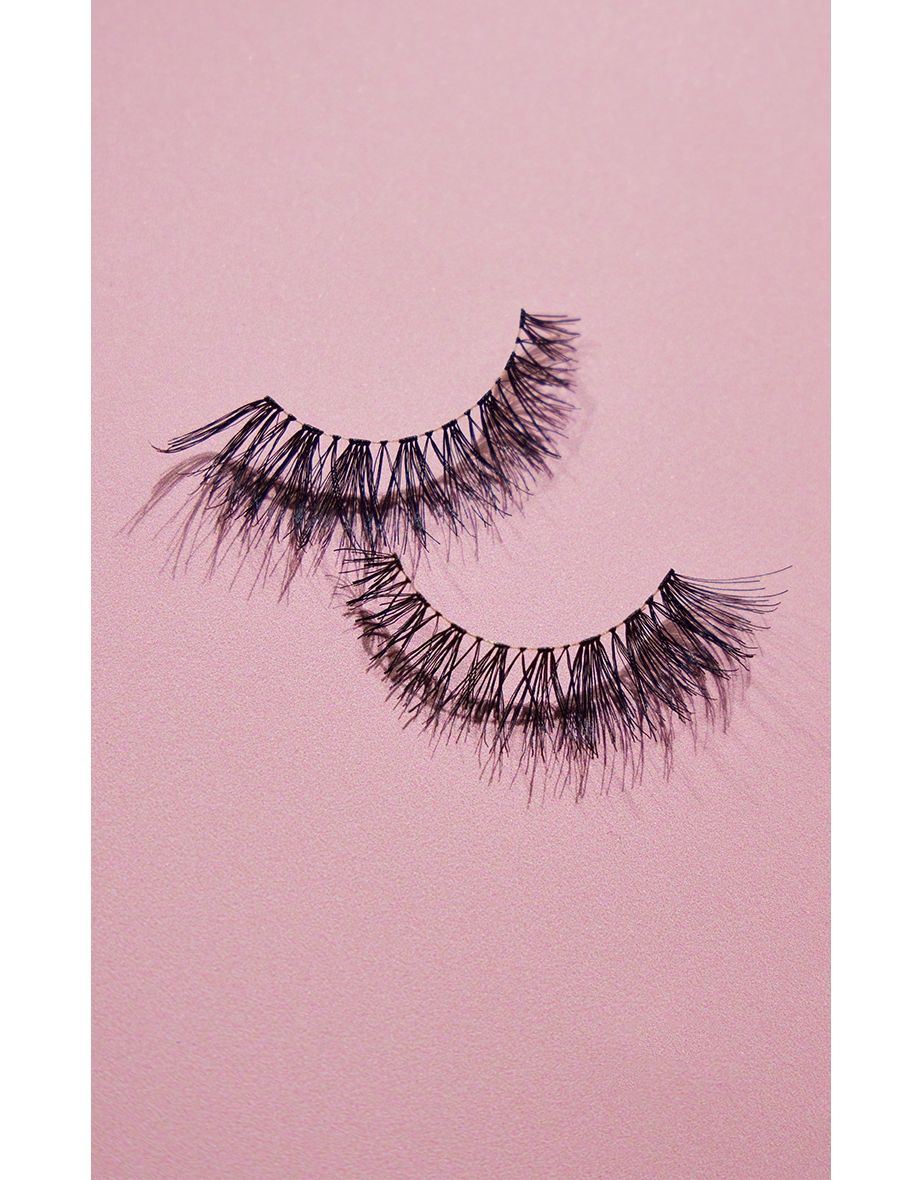 Eylure Fluttery Light 165 Lashes - 1