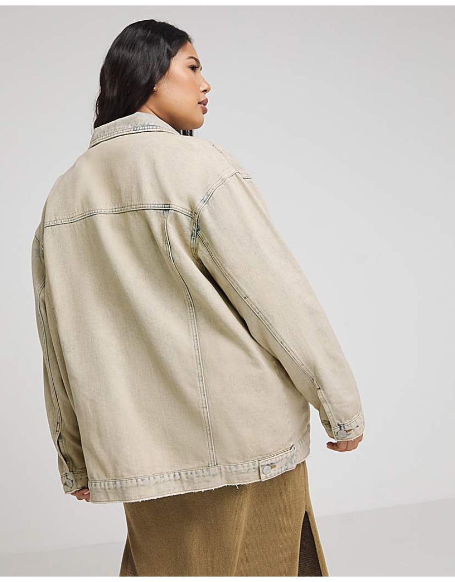 Light Wash Boyfriend Denim Jacket - 3