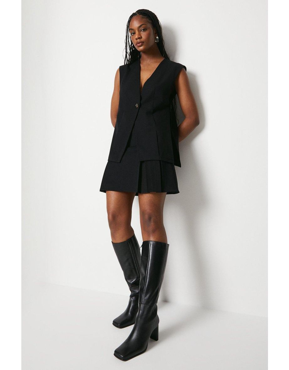 Kick Pleat Tailored Skirt